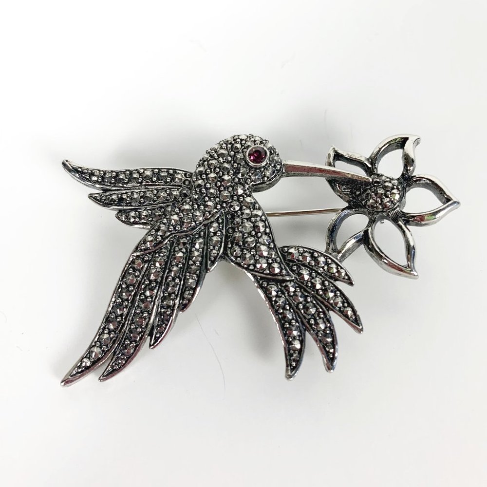 Vintage Hummingbird Silver Tone Brooch Pin